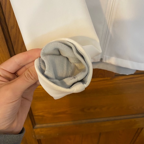 North face womens size small, fleece lined jacket. - Picture 4 of 7